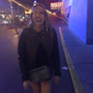 Meet your Posher, Monica